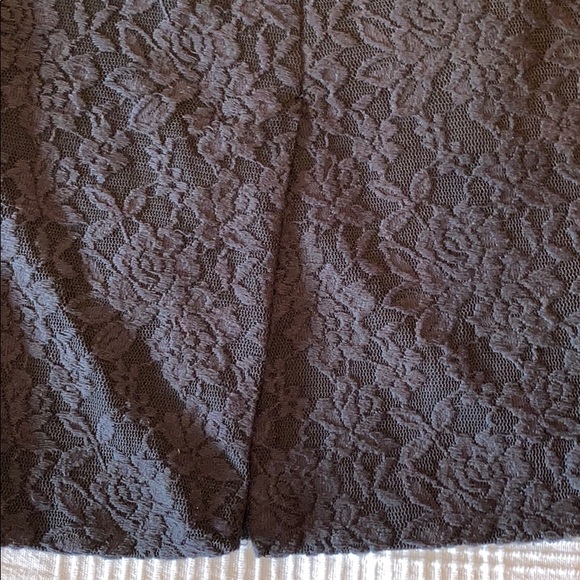 Skirt - Picture 3 of 3